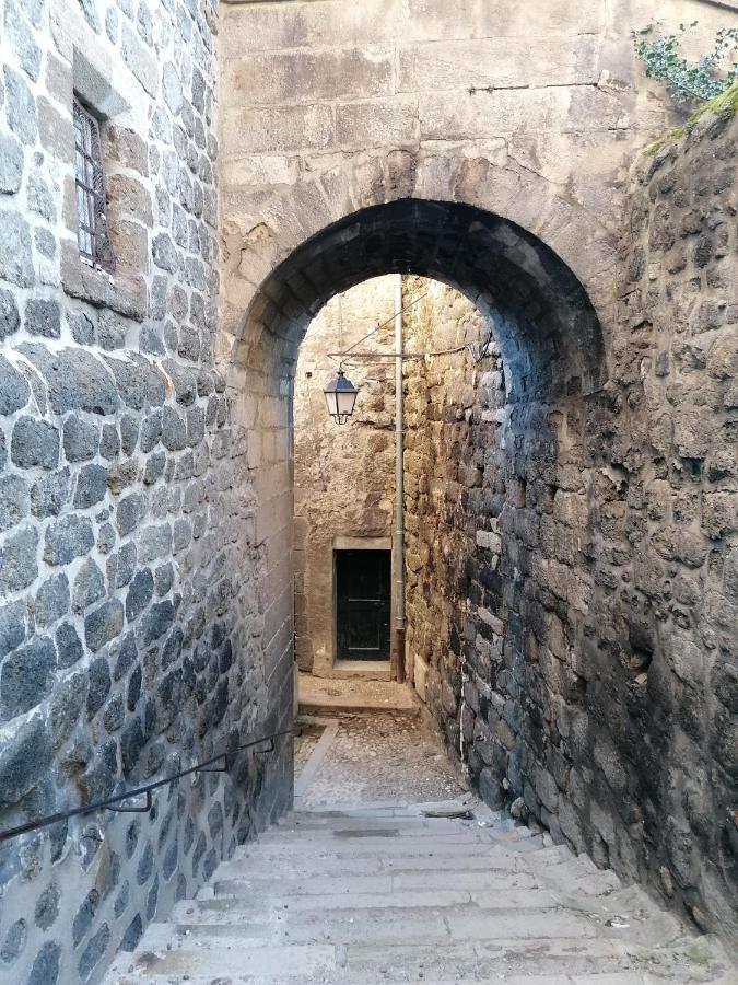 Le 43-4 Avec Sauna Privatif Le Puy-en-Velay Zewnętrze zdjęcie